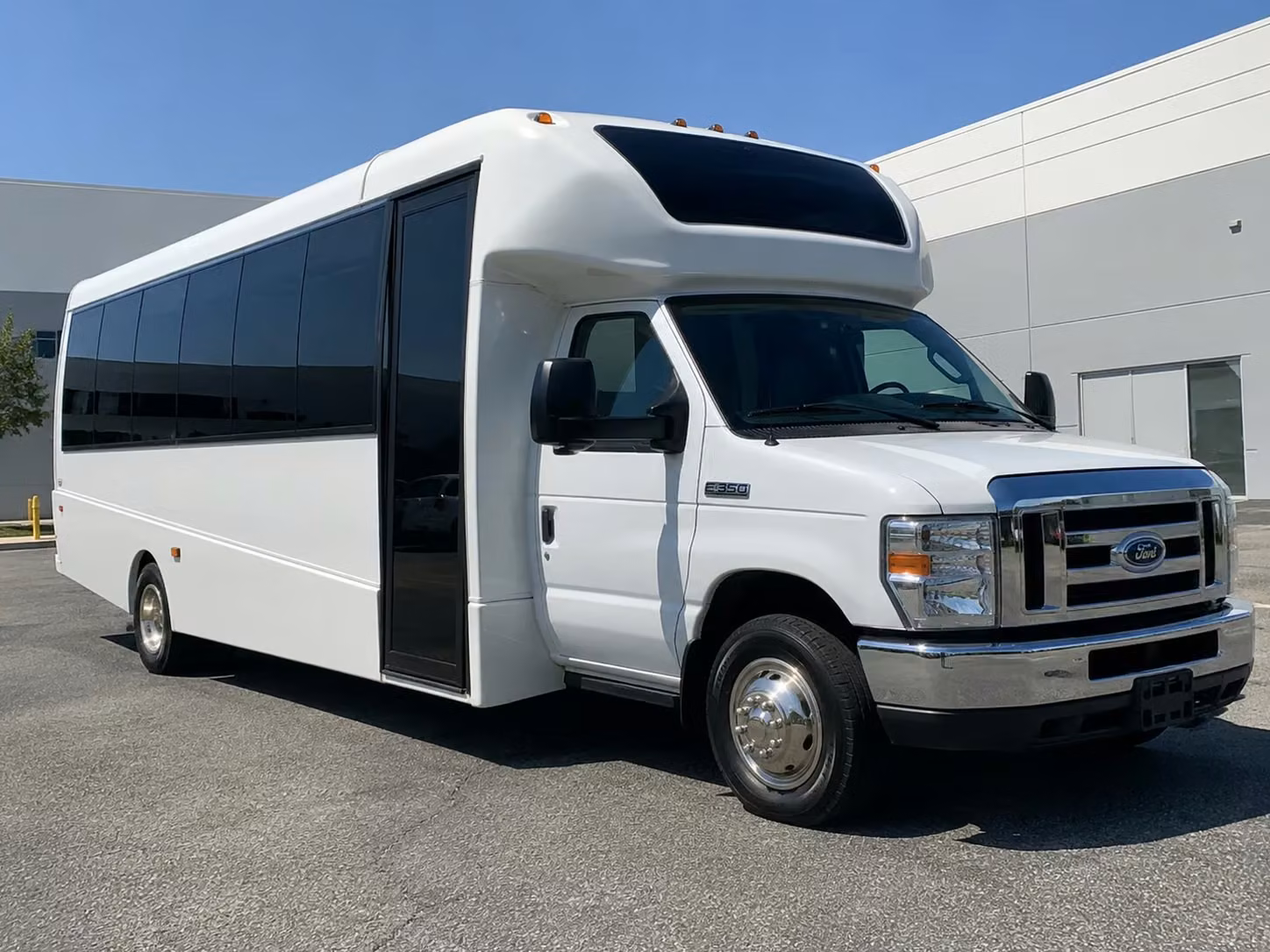 a minibus rental in menifee is the smart pick for smaller prom groups