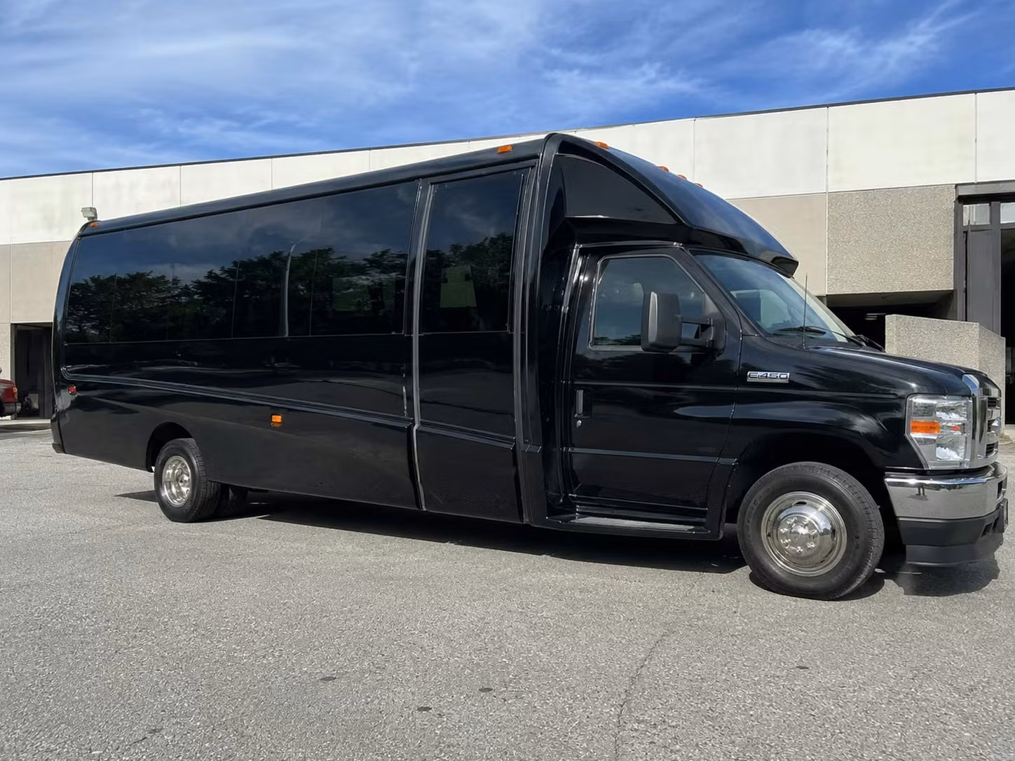 employee shuttle services in menifee
