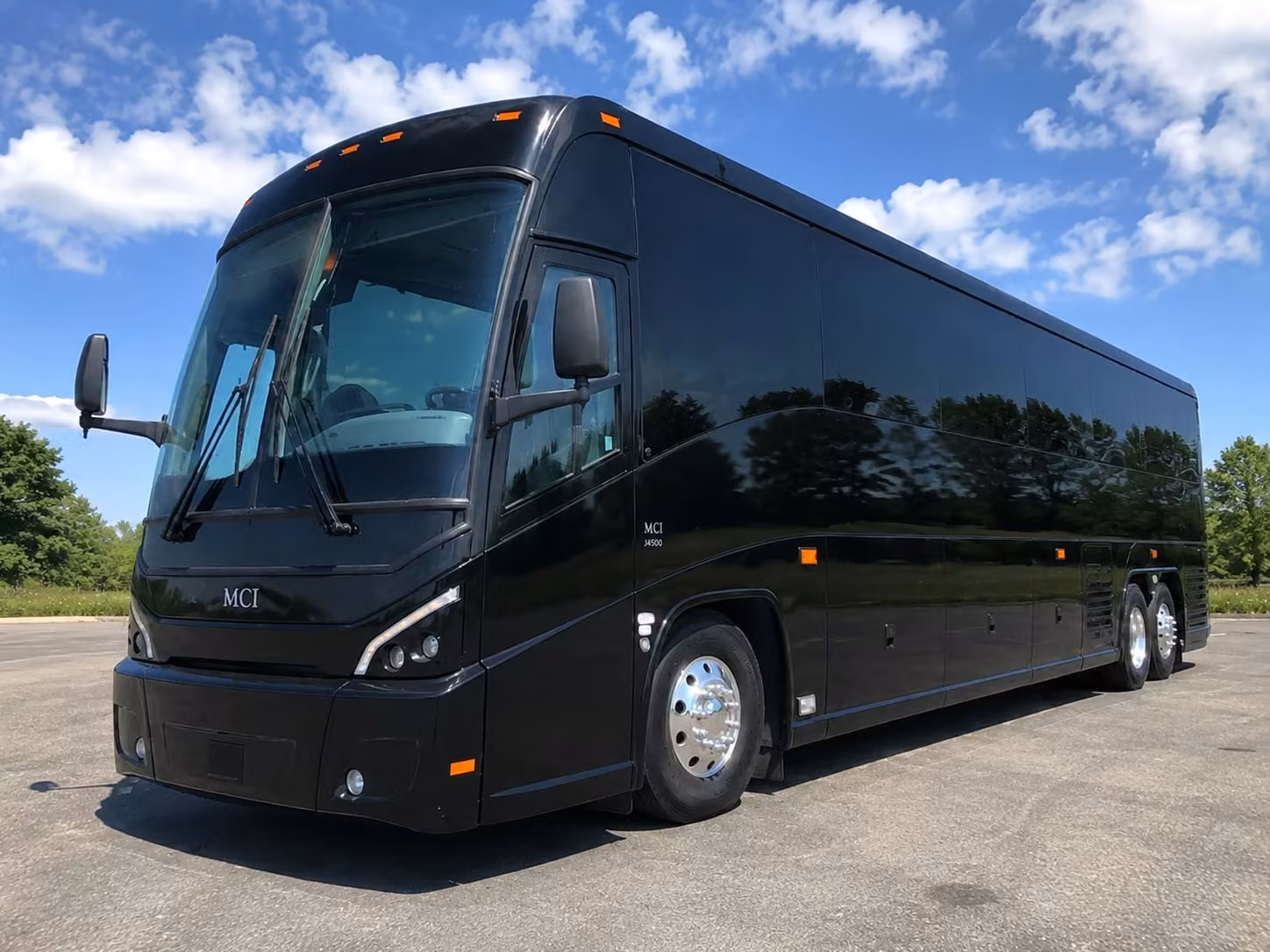 menifee charter bus rental exterior