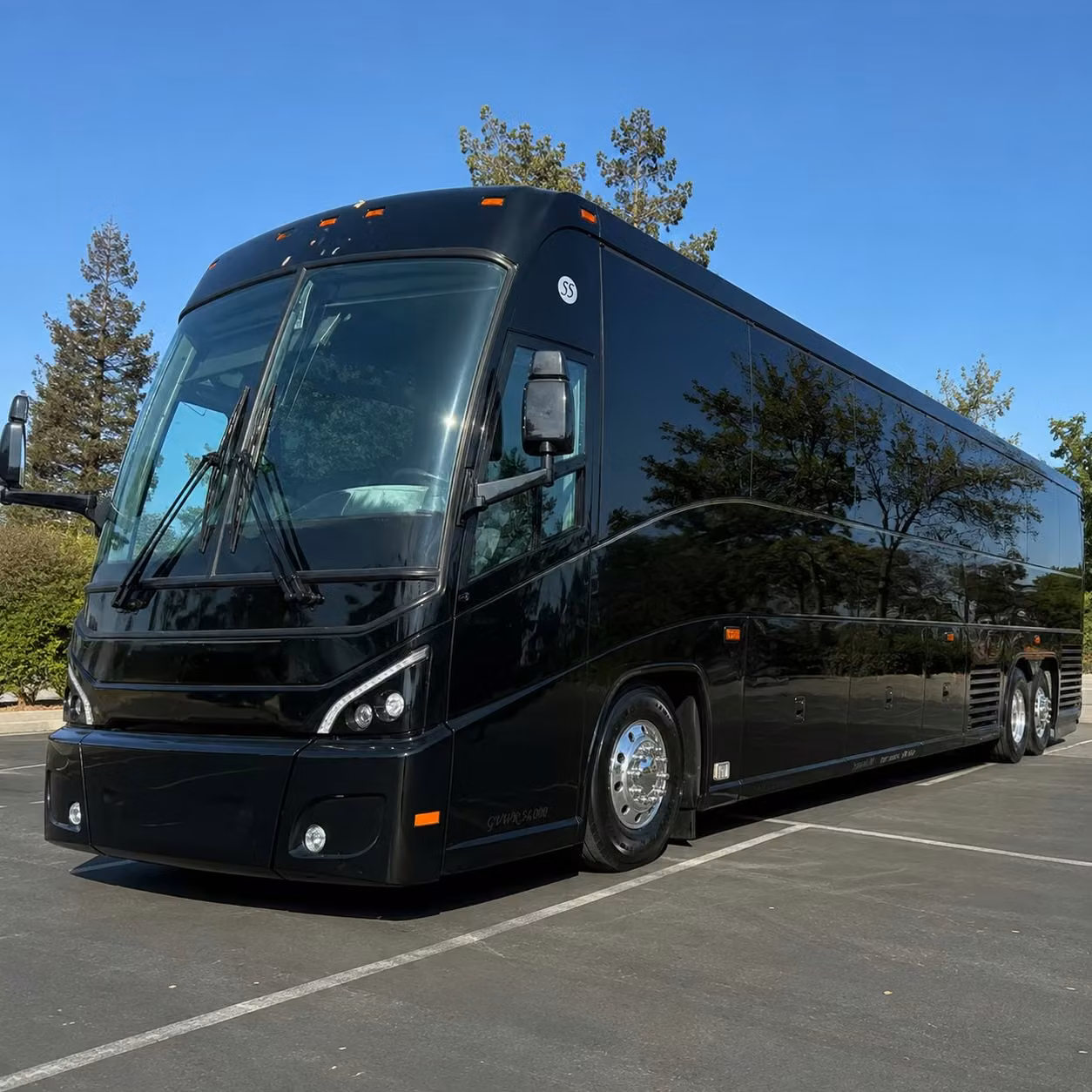 recurring shuttle programs for government worksites and military housing communities